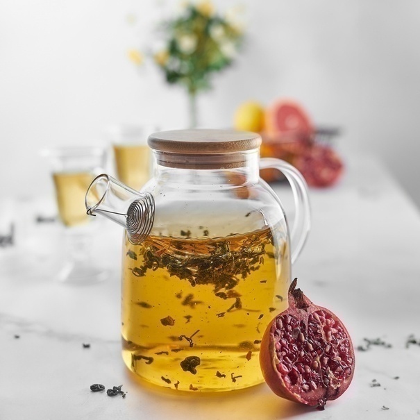 Dzbanek z zaparzaczem i szklanym podgrzewaczem Tadar Nexo 1,6 l