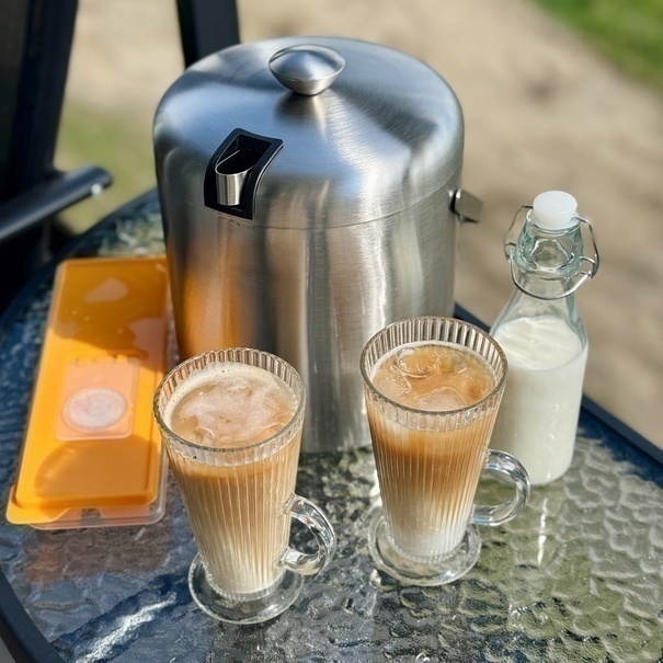 Komplet 6 szklanek do kawy Tadar Latte Anastazja 300 ml i 6 łyżeczek koktajlowych