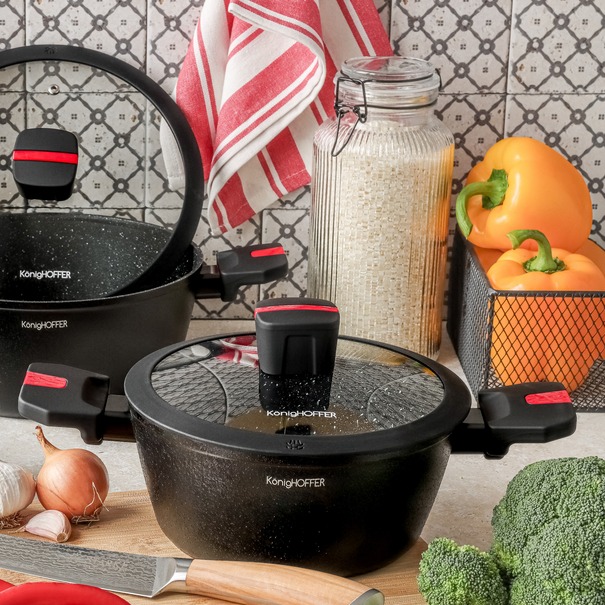 Słoik z czarnym klipsem i szklaną pokrywą Tadar Strip 1500 ml