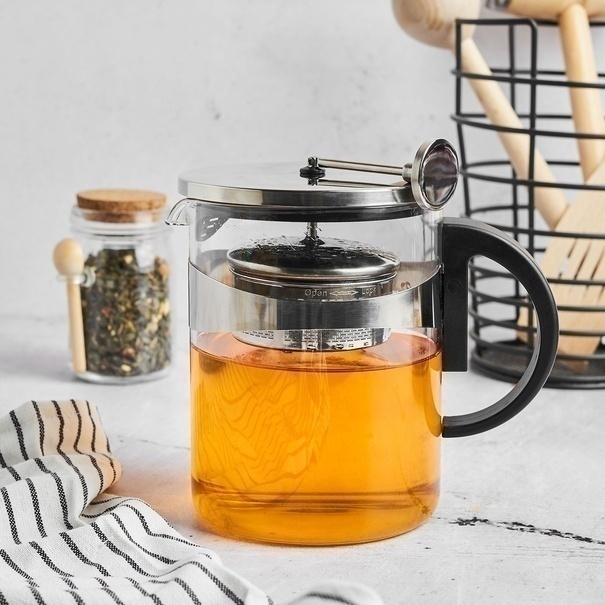 Dzbanek do herbaty z zaparzaczem i szklanym podgrzewaczem Konighoffer Saphir