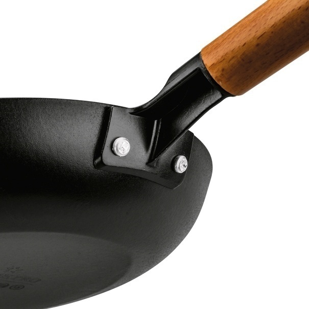 Patelnia żeliwna emaliowana z drewnianym uchwytem Starke Pro Hanoi 24 cm
