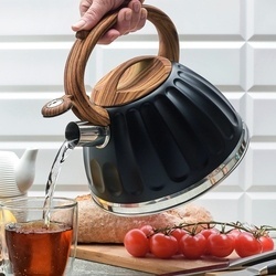 Czajnik na gaz i indukcję Konighoffer Izaro 3 l czarny mat uchwyt Venga