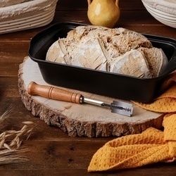 Nożyk do nacinania chleba Tadar 5 żyletek drewniany uchwyt