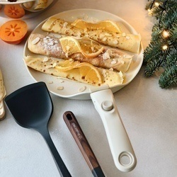 Patelnia do naleśników indukcyjna Starke Pro Compacti Cream 26 cm z odpinanym uchwytem