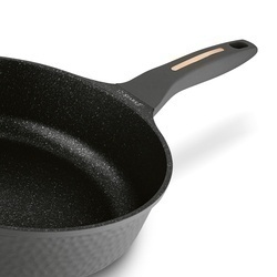 Zestaw garnków na indukcję Starke Pro Texture Grey 10 elementów i 4 noże Toshiro