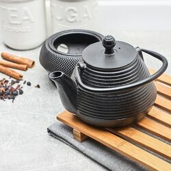 Imbryk do herbaty z zaparzaczem żeliwny Konighoffer Hanako Strip 1 l czarny