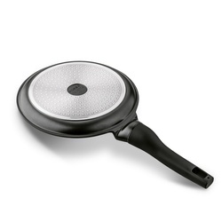 Patelnia do naleśników marmurowa na indukcję Starke Pro Svart Marble 24 cm