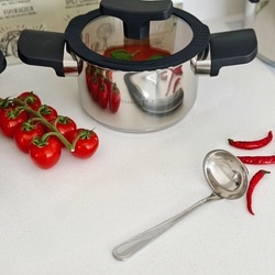 Chochla nierdzewna Tadar Amazon