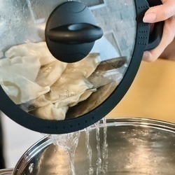 Garnek nierdzewny z pokrywką Starke Pro Sante 2,7 l