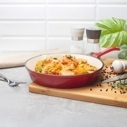 Komplet naczyń żeliwnych 5 elementów 2 garnki i patelnia Konighoffer czerwone