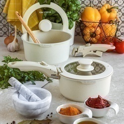 Zestaw garnków Starke Pro Compacti Cream 9 elementów odpinany uchwyt