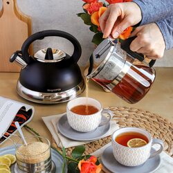 Dzbanek do herbaty z zaparzaczem i szklanym podgrzewaczem Konighoffer Saphir