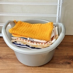 Miska plastikowa duża okrągła Hega Orinico 14 l srebrna