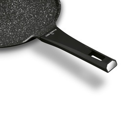 Patelnia do naleśników na indukcję Starke Pro Taylor Marble 28 cm