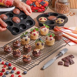 Pędzelek silikonowy kuchenny okrągły Tadar Silico Alix 23 x 2,5 cm szary