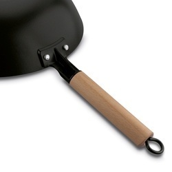 Patelnia WOK żeliwna emaliowana Starke Pro Hanoi 30 cm